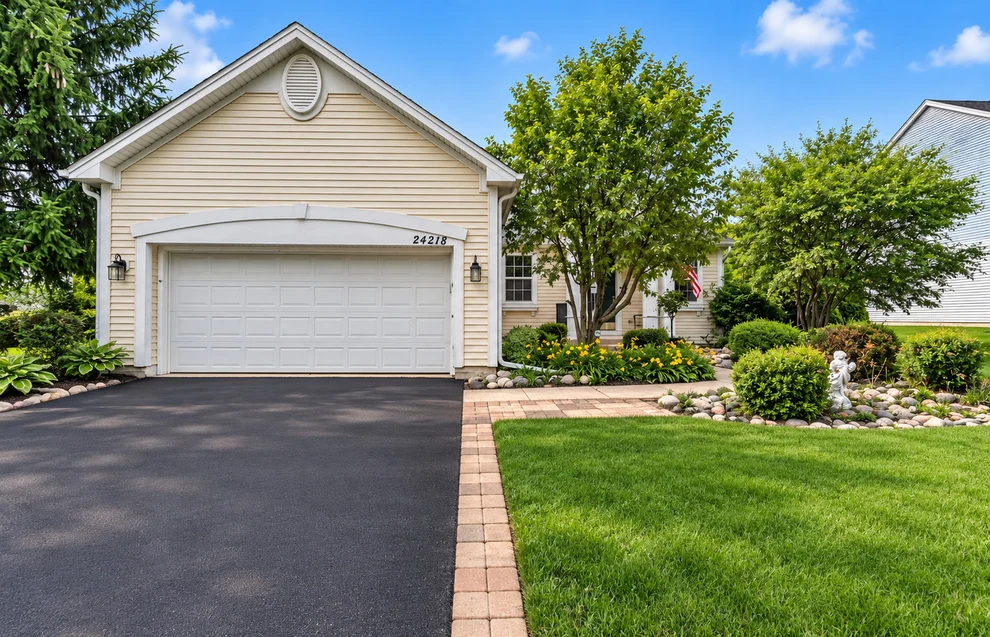 Unit for sale at 24218 Apple Creek Lane, Plainfield, IL 60586