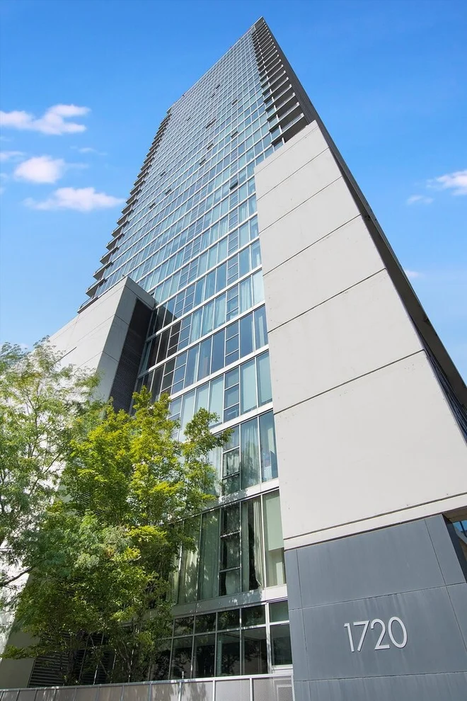 Unit for sale at 1720 S Michigan Avenue, Chicago, IL 60616