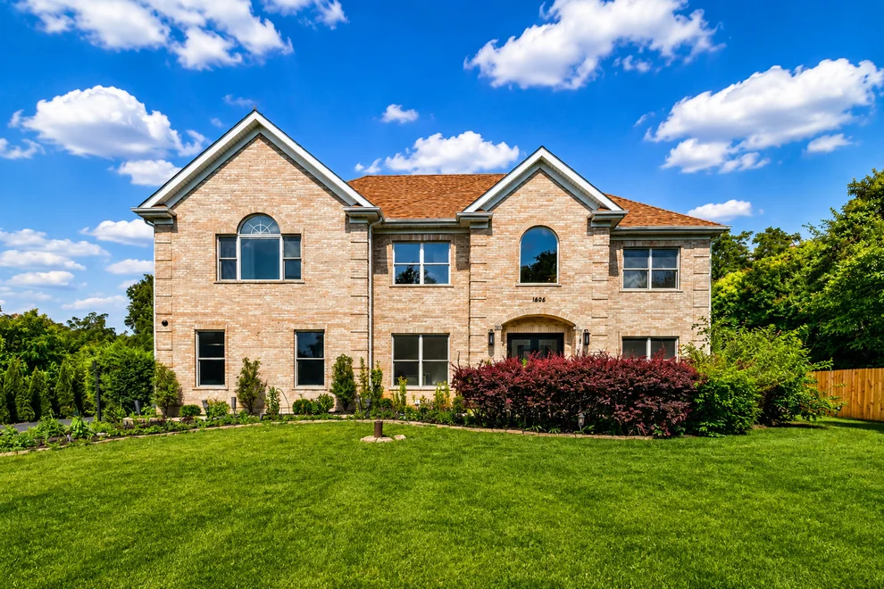Unit for sale at 1685 Marion Street, Roselle, IL 60172