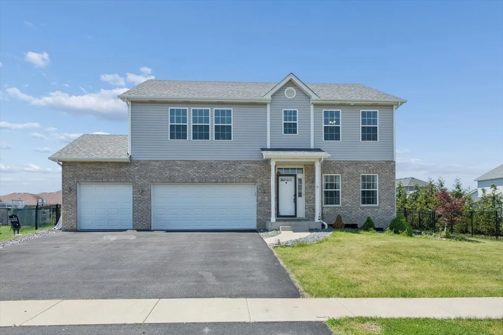 Unit for sale at 2939 Foxwood Drive, New Lenox, IL 60451