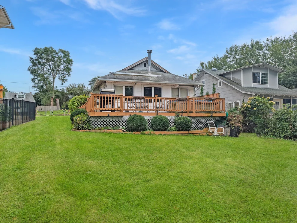 Unit for sale at 58 N Lake Avenue, Fox Lake, IL 60020