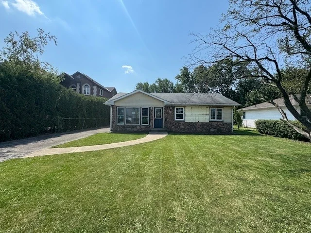 Unit for sale at 8229 W Summerdale Avenue, Chicago, IL 60656