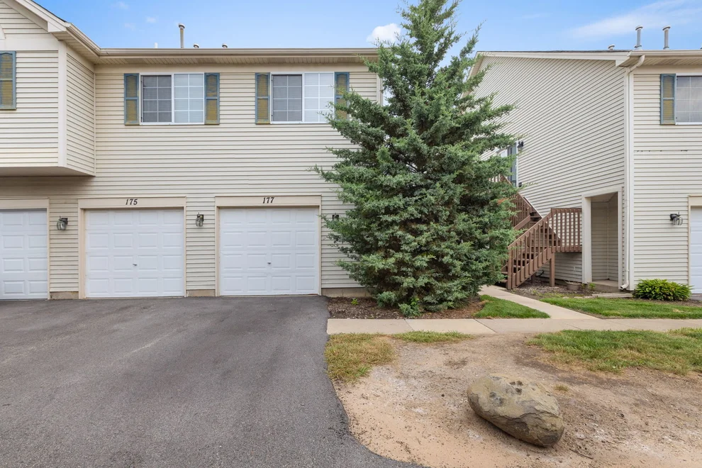 Unit for sale at 177 Village Creek Drive, Lake In The Hills, IL 60156