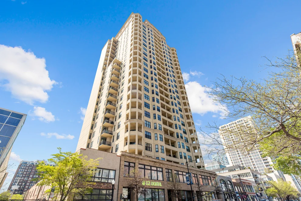 Unit for sale at 1464 S Michigan Avenue, Chicago, IL 60605