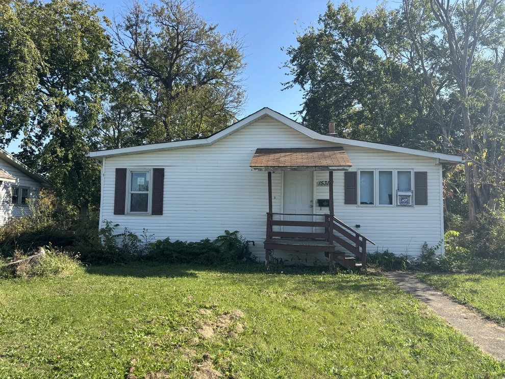 Unit for sale at 15315 Lincoln Avenue, Harvey, IL 60426