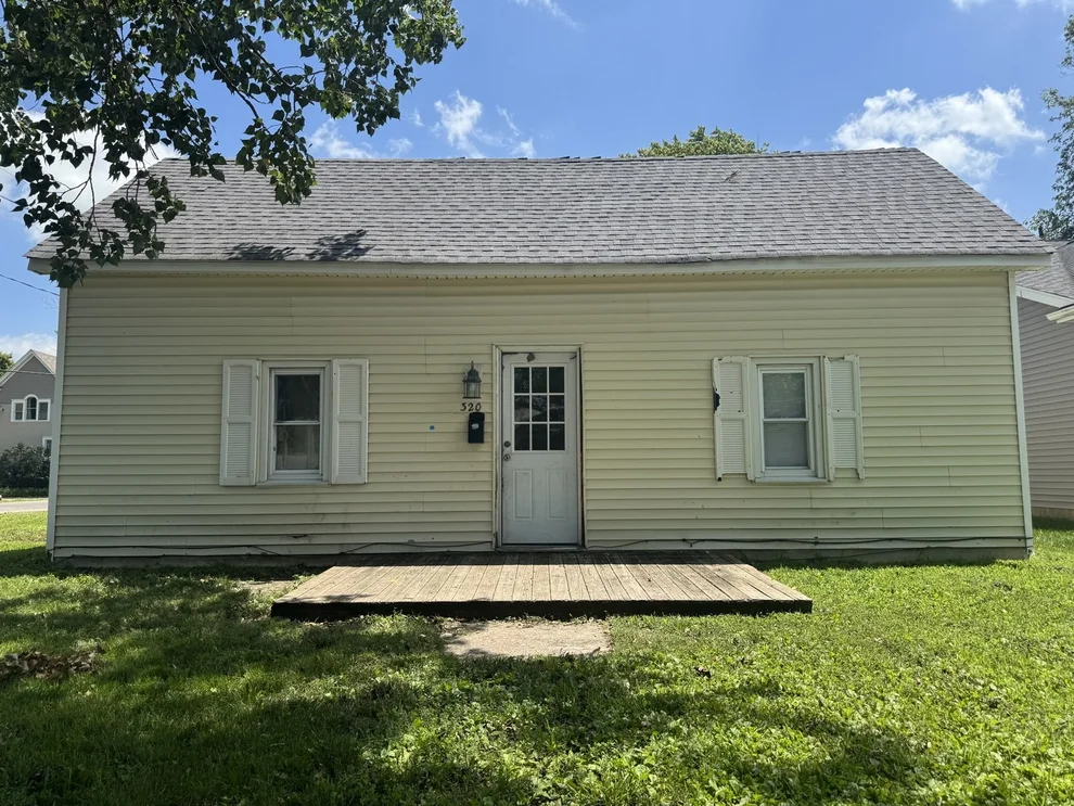 Unit for sale at 320 N Walnut Street, Arthur, IL 61911