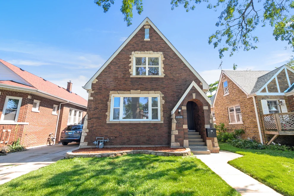 Unit for sale at 2333 120th Street, Blue Island, IL 60406