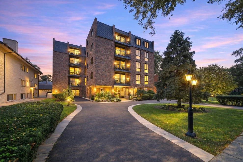Unit for sale at 1417 BONNIE BRAE Place, River Forest, IL 60305