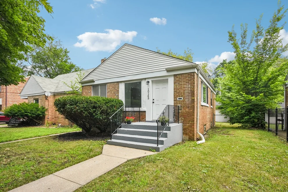 Unit for sale at 10145 S Bensley Avenue, Chicago, IL 60617