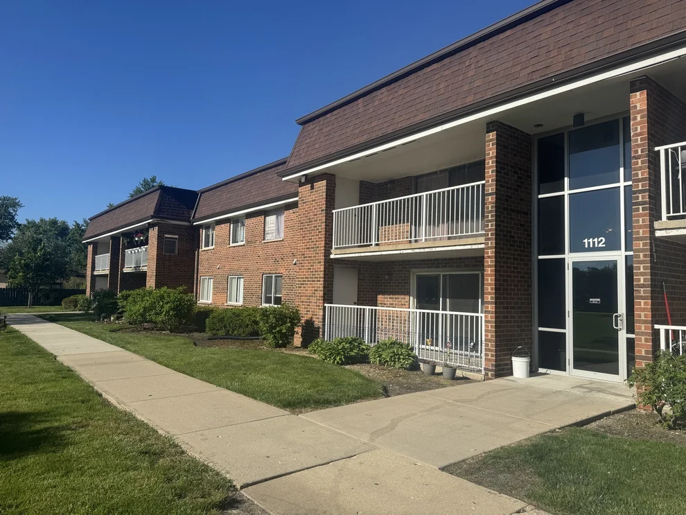 Unit for sale at 1112 Westover Lane, Schaumburg, IL 60193