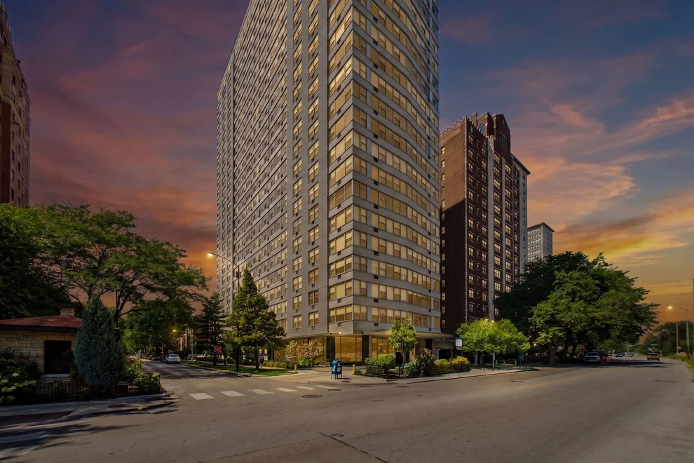 Unit for sale at 3900 N Lake Shore Drive, Chicago, IL 60613