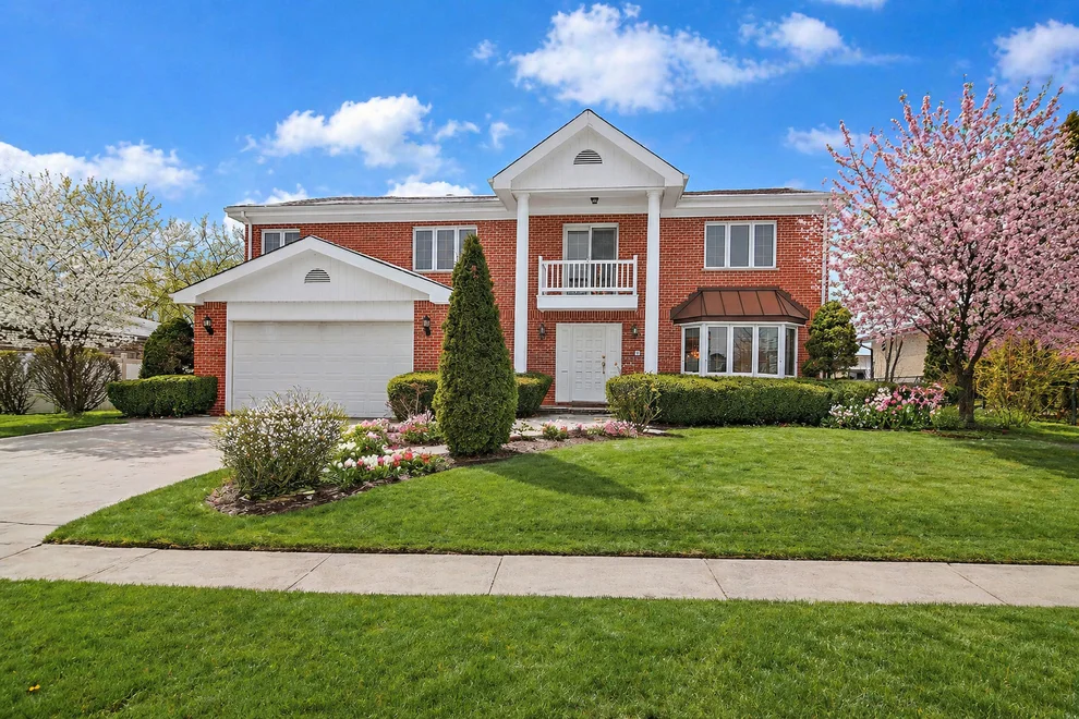 Unit for sale at 13332 S 88th Avenue, Orland Park, IL 60462