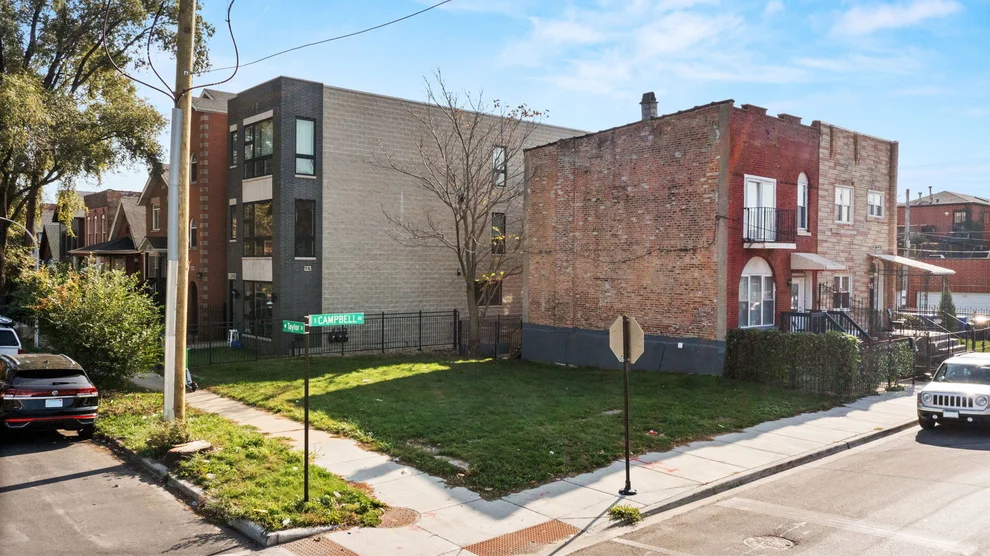 Unit for sale at 1001 S Campbell Avenue, Chicago, IL 60612