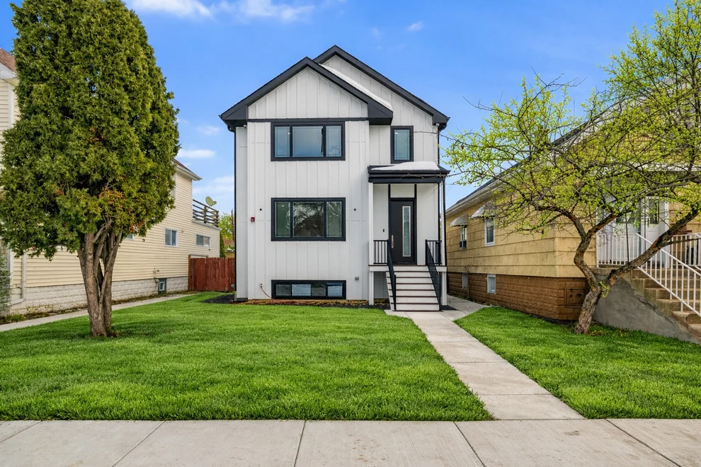 Unit for sale at 2411 N 77th Avenue, Elmwood Park, IL 60707
