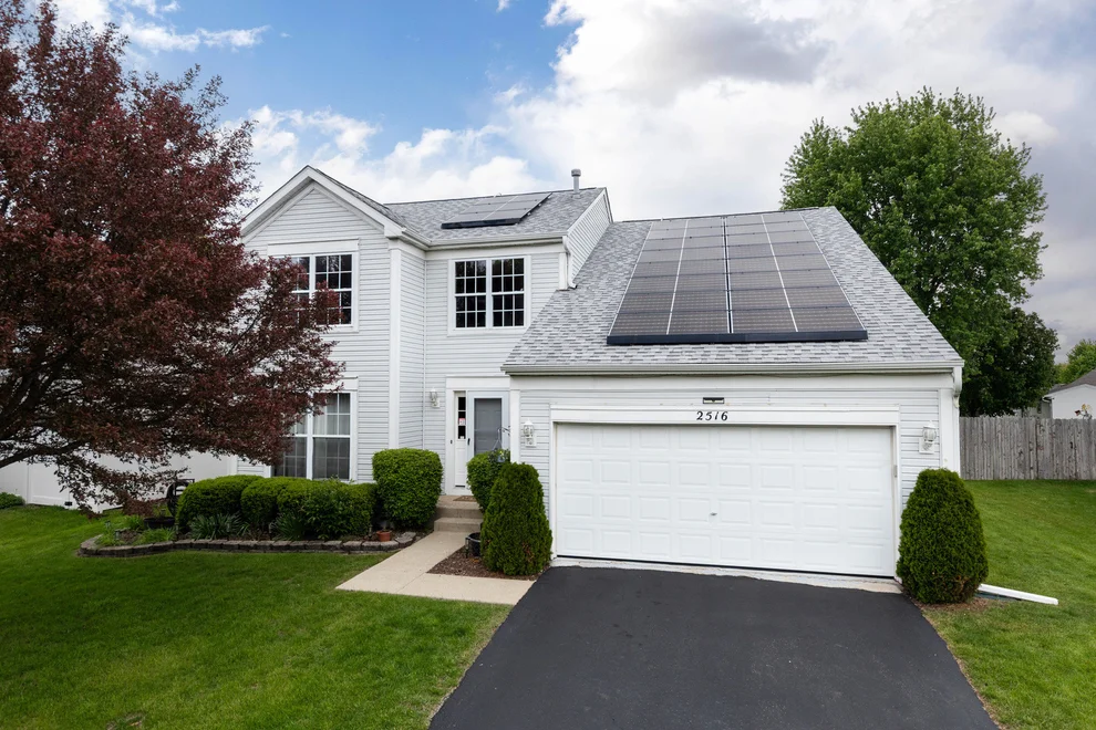 Unit for sale at 2516 Oasis Drive, Plainfield, IL 60586