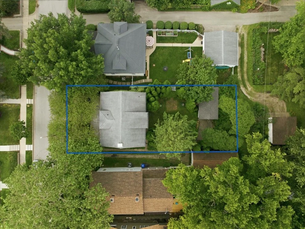 Unit for sale at 104 Fairview Avenue, Bloomington, IL 61701