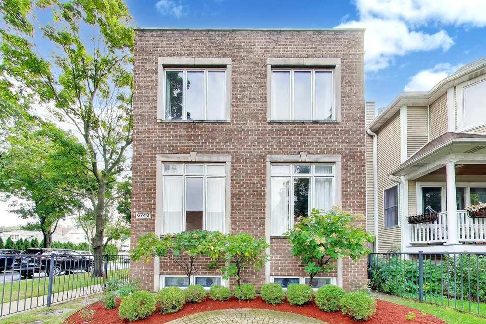 Unit for sale at 6743 N Oliphant Avenue, Chicago, IL 60631