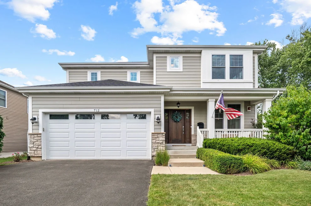 Unit for sale at 712 E Rockland Road, Libertyville, IL 60048