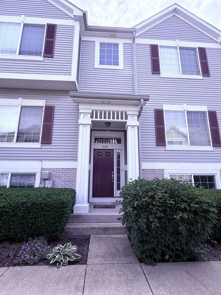 Unit for sale at 111 Enclave Circle, Bolingbrook, IL 60440