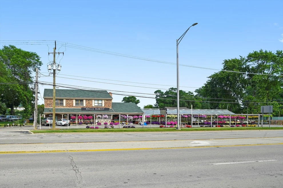 Unit for sale at 7117 S Roberts Road, Bridgeview, IL 60455