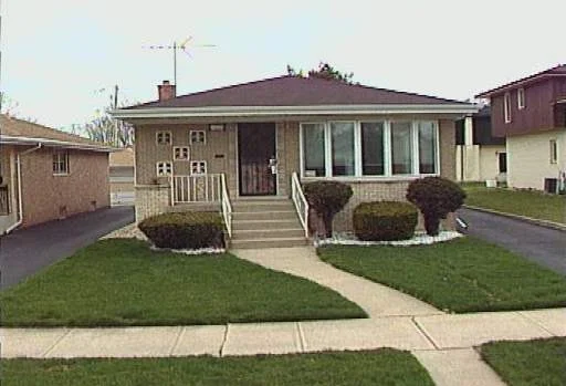 Unit for sale at 15700 MARYLAND Avenue, DOLTON, IL 60419