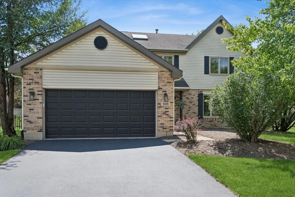 Unit for sale at 535 Chester Court W, Aurora, IL 60504