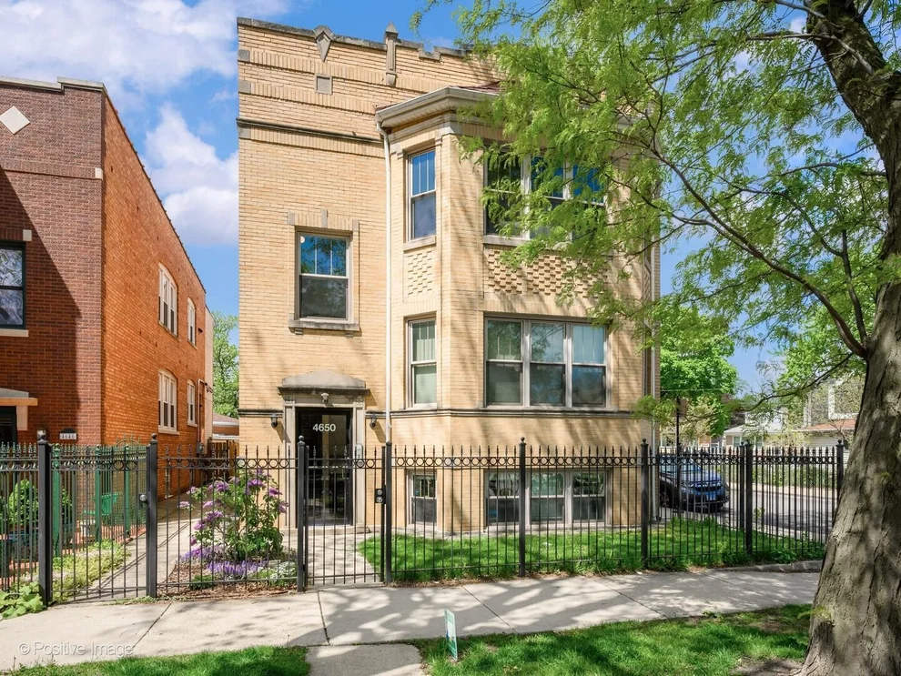 Unit for sale at 4650 N KARLOV Avenue, Chicago, IL 60630