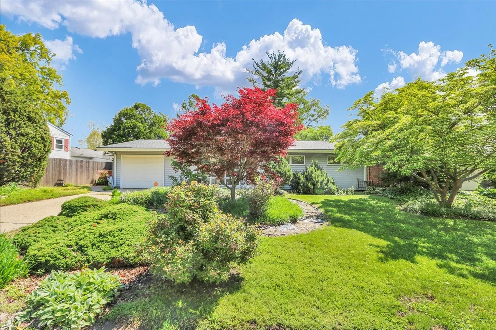 Unit for sale at 1302 Briarwood Drive, Champaign, IL 61821