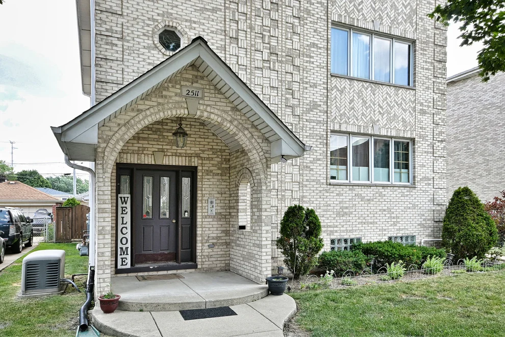 Unit for sale at 2511 N 74th Avenue, Elmwood Park, IL 60707