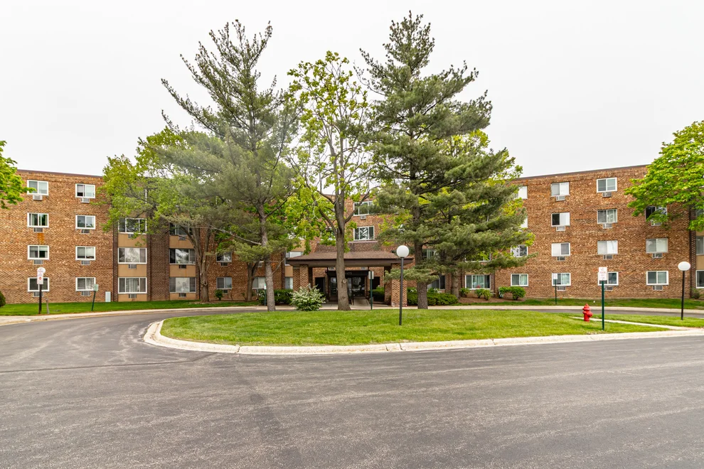 Unit for sale at 1475 REBECCA Drive, Hoffman Estates, IL 60194