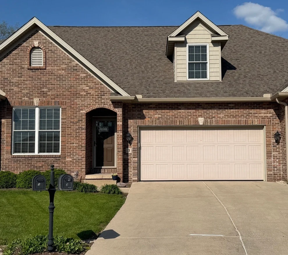 Unit for sale at 3 Prairie Vista Court, Bloomington, IL 61704