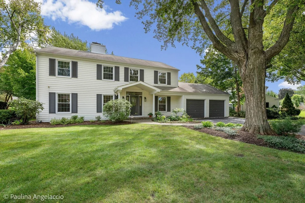 Unit for sale at 743 S Country Drive, Barrington, IL 60010