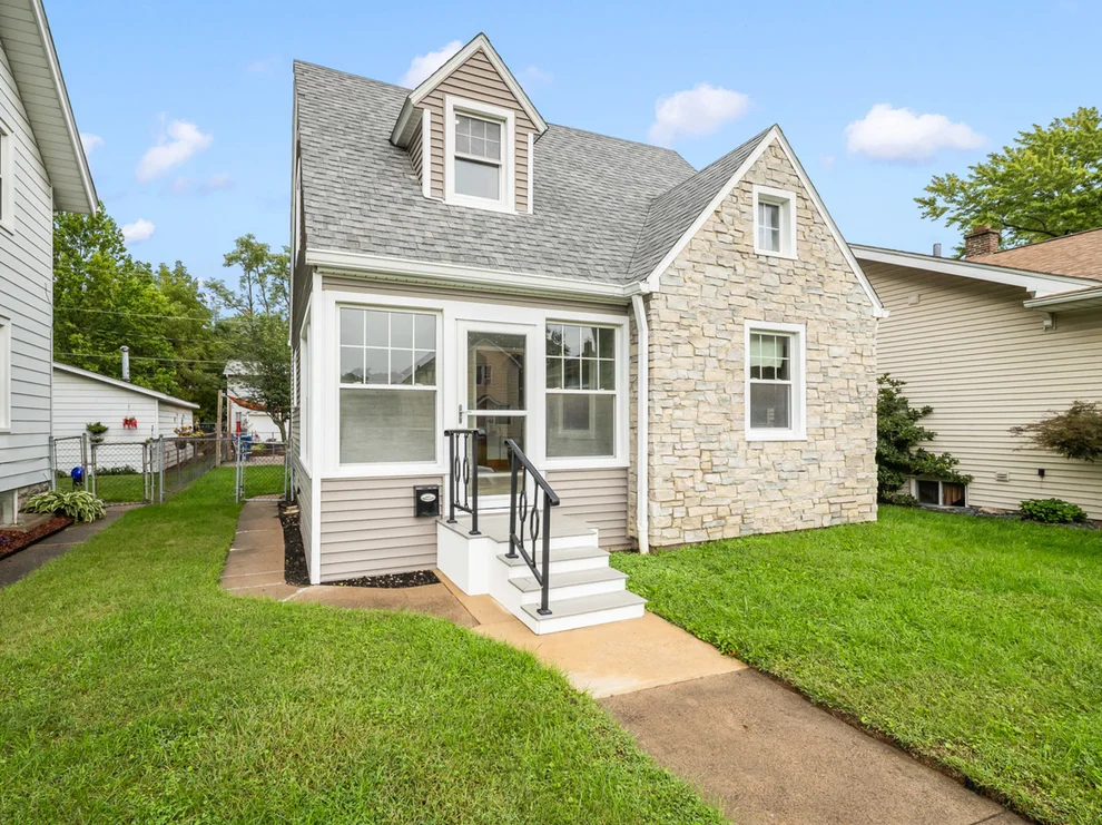 Unit for sale at 2421 14th Avenue, Moline, IL 61265