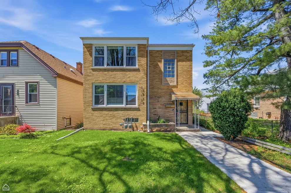 Unit for sale at 2918 N 75th Court, Elmwood Park, IL 60707