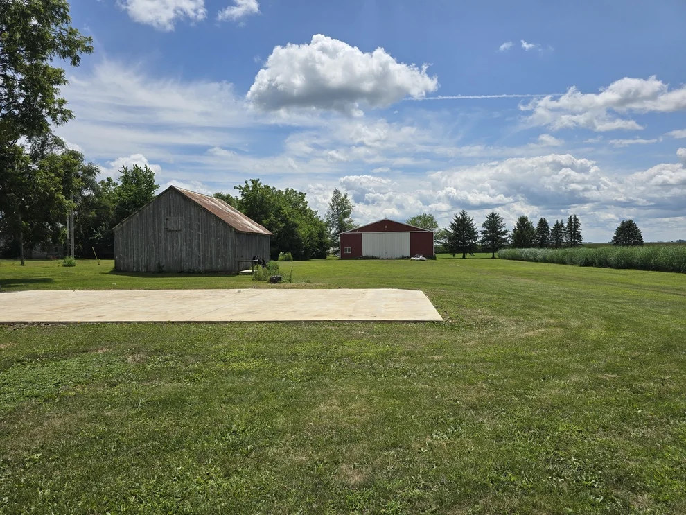 Unit for sale at 109 W Carper Street, Seymour, IL 61875