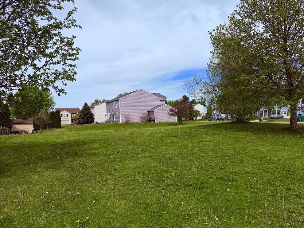 Unit for sale at 800 Willow Street, Kirkland, IL 60146