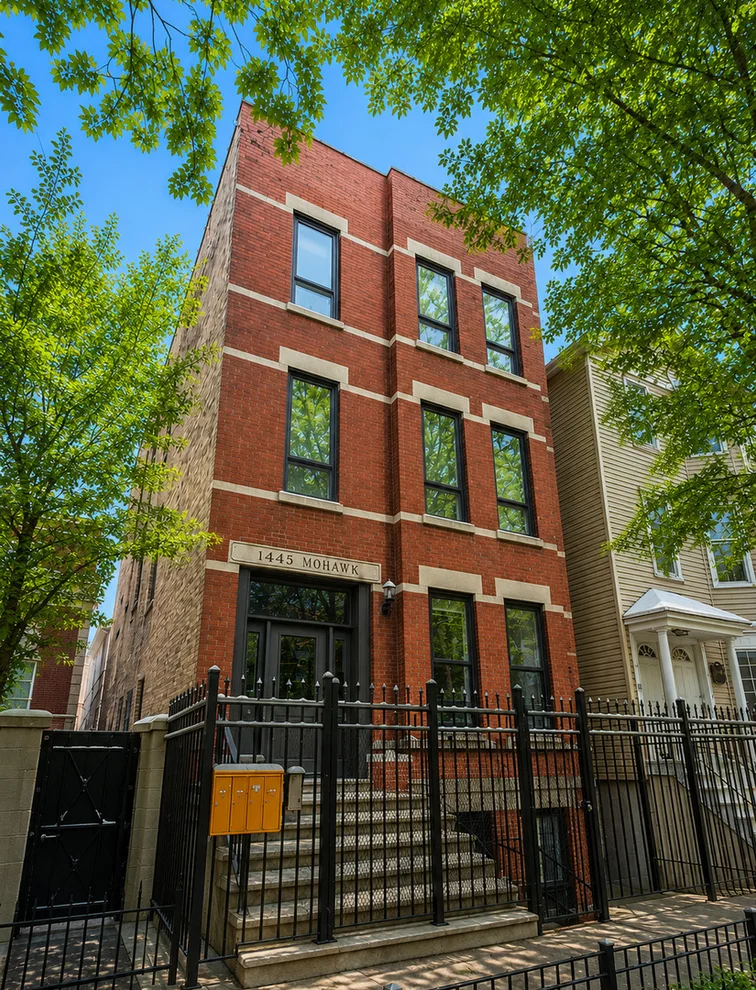 Unit for sale at 1445 N MOHAWK Street, Chicago, IL 60610