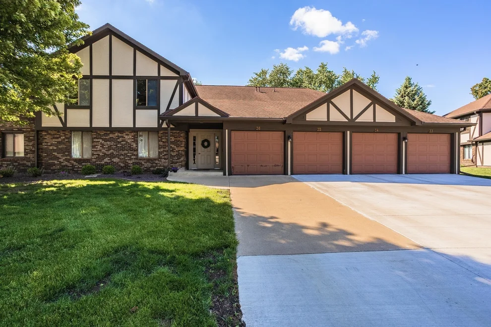 Unit for sale at 34 Brandywine Court, Bloomington, IL 61704