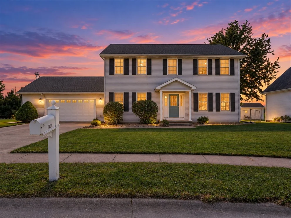 Unit for sale at 1029 Amanda Court, Arthur, IL 61911
