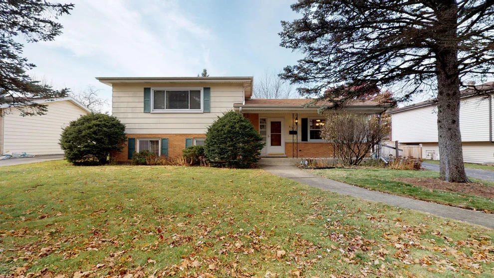 Unit for sale at 858 S Harvard Avenue, Addison, IL 60101