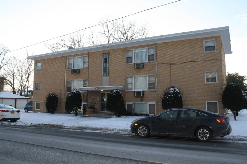 Unit for sale at 1 Webb Street, CALUMET CITY, IL 60409