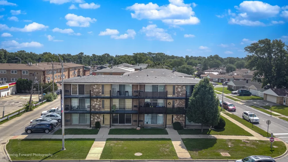 Unit for sale at 11519 S Kedzie Avenue, Merrionette Park, IL 60803