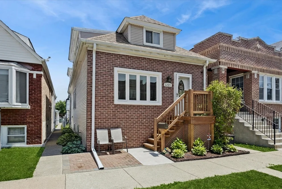Unit for sale at 1221 Scoville Avenue, Berwyn, IL 60402