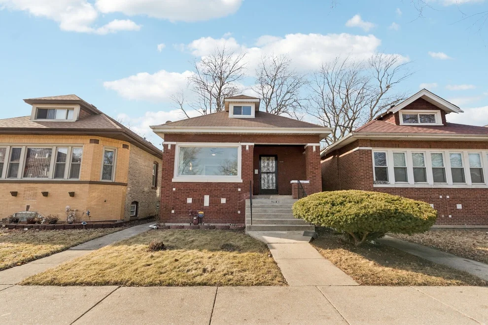 Unit for sale at 7640 S Bishop Street, Chicago, IL 60620