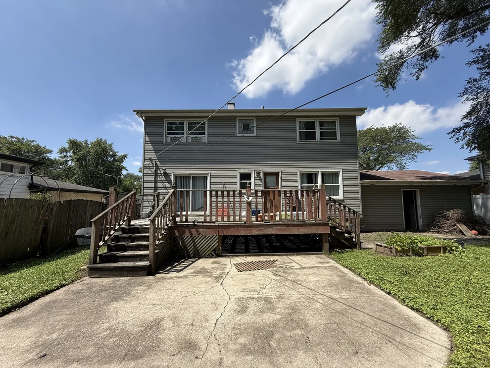 Unit for sale at 15213 Dante Avenue, Dolton, IL 60419