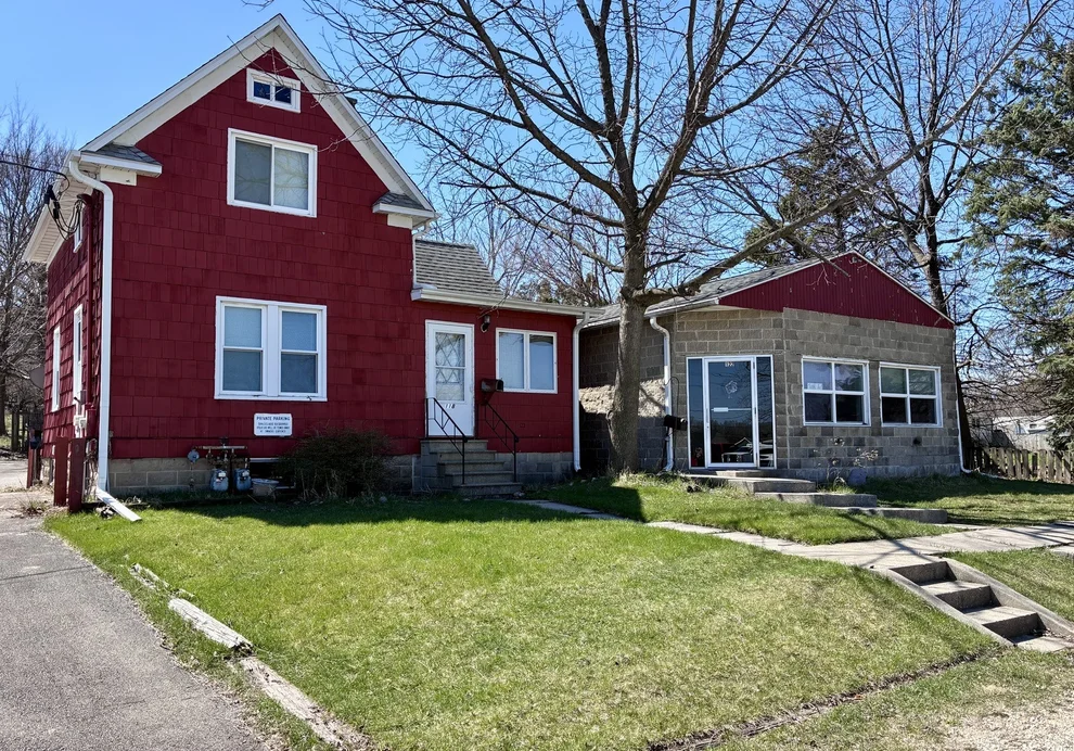 Unit for sale at 118-122 W Page Street, Sycamore, IL 60178