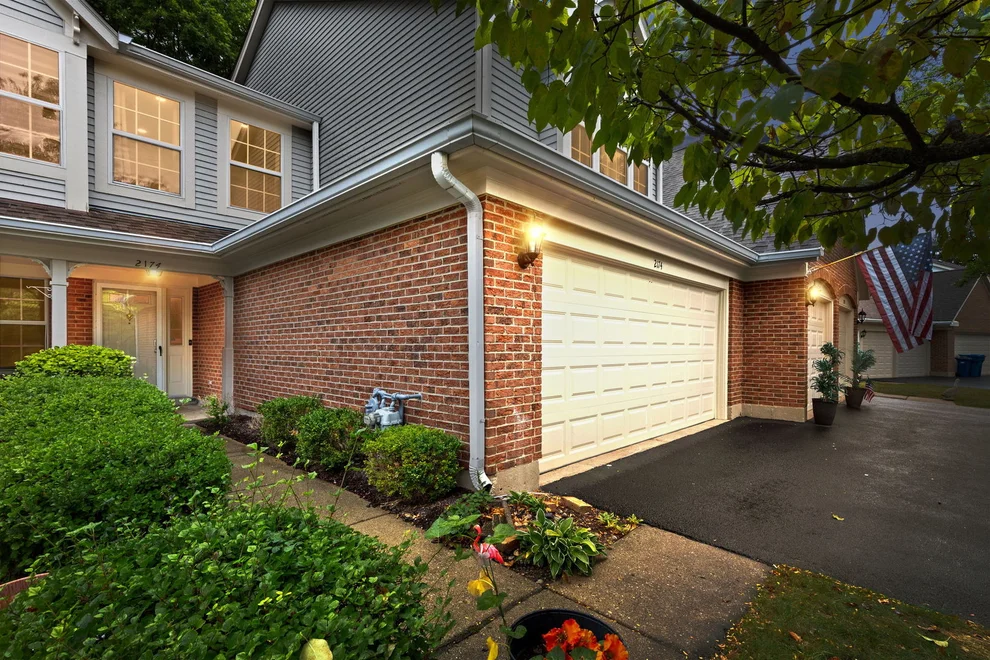 Unit for sale at 2174 Rob Roy Court, Hanover Park, IL 60133