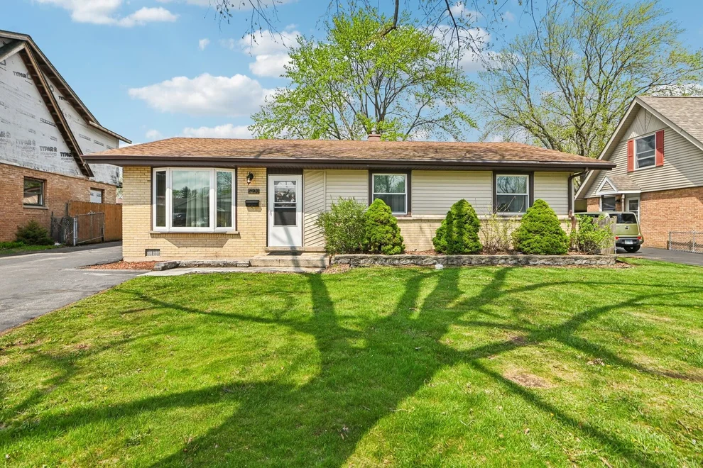 Unit for sale at 5230 PARK Lane, Crestwood, IL 60418