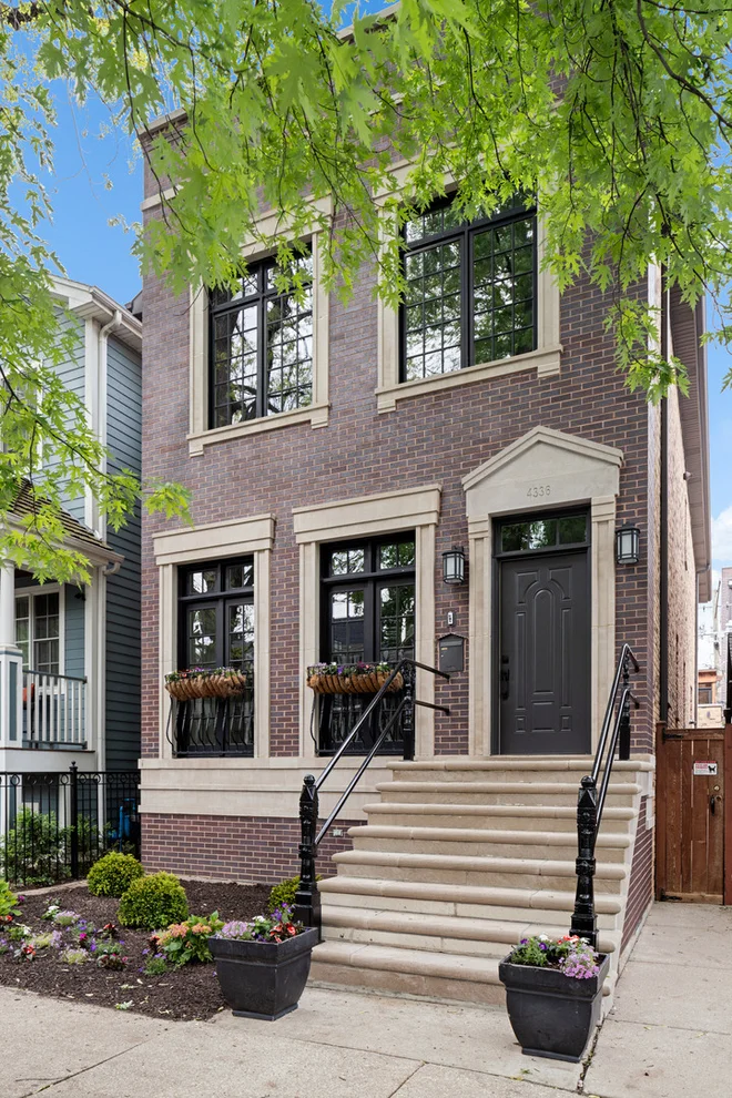 Unit for sale at 4336 N Claremont Avenue, Chicago, IL 60618