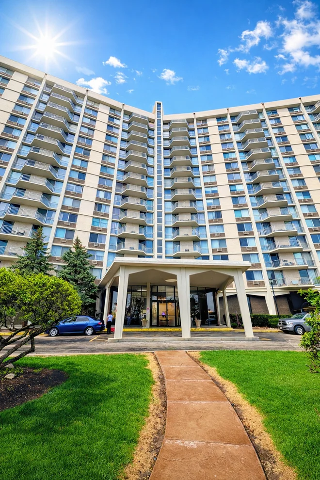 Unit for sale at 40 N Tower Road, Oak Brook, IL 60523